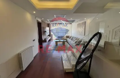 منزل مزدوج - 3 غرف نوم - 3 حمامات للبيع في تلال السخنة - العين السخنة - السويس