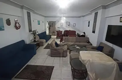 شقة - 2 غرف نوم - 2 حمامات للبيع في طريق الجيش - ميامي - حي اول المنتزة - الاسكندرية