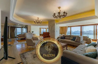 Apartment - 4 Bedrooms - 4 Bathrooms for sale in Abou Al Feda St. - Zamalek - Cairo