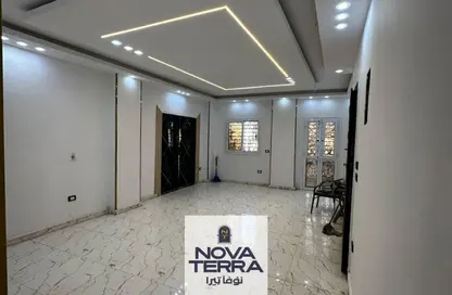 شقة - 3 غرف نوم - 2 حمامات للبيع في حدائق اكتوبر - مدينة 6 أكتوبر - الجيزة