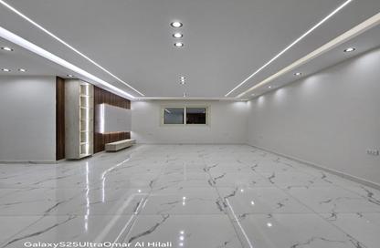 Apartment - 3 Bedrooms - 1 Bathroom for sale in Gate 4 - Mena - Hadayek El Ahram - Giza
