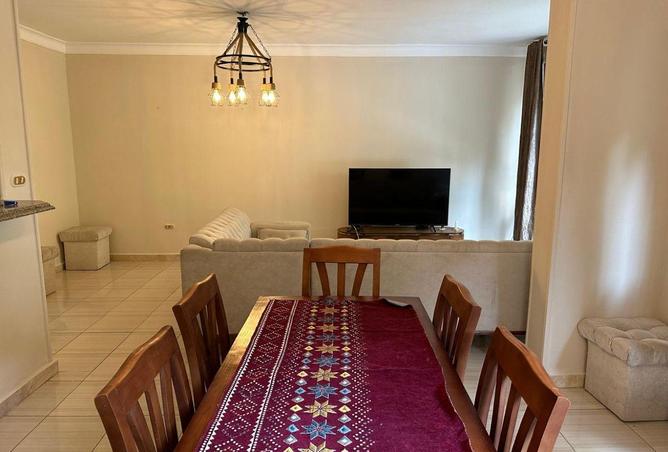 8721418 - Property Image 2