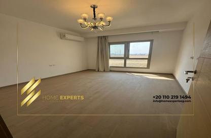 Apartment - 3 Bedrooms - 3 Bathrooms for rent in The Fourteen Golf Residences - Uptown Cairo - Mokattam - Cairo