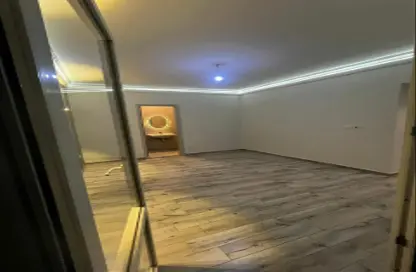 شقة - 3 غرف نوم - 2 حمامات للايجار في زايد ديونز - الحي السادس - الشيخ زايد - الجيزة