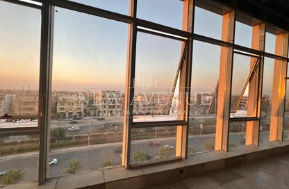 مساحات مكتبية - استوديو - 1 للايجار في شارع التسعين الشمالي - التجمع الخامس - مدينة القاهرة الجديدة - القاهرة