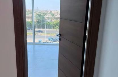 عيادة - استوديو - 1 للإيجار في سينترو زايد - كمبوندات الشيخ زايد - الشيخ زايد - الجيزة