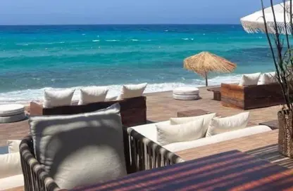 شاليه - 3 غرف نوم - 3 حمامات للبيع في ازها الساحل الشمالي - راس الحكمة - الساحل الشمالي