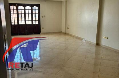 Apartment - 3 - 2 for sale in Hossam Al Deen Bassiouny St. - 10th Zone - Nasr City - Cairo