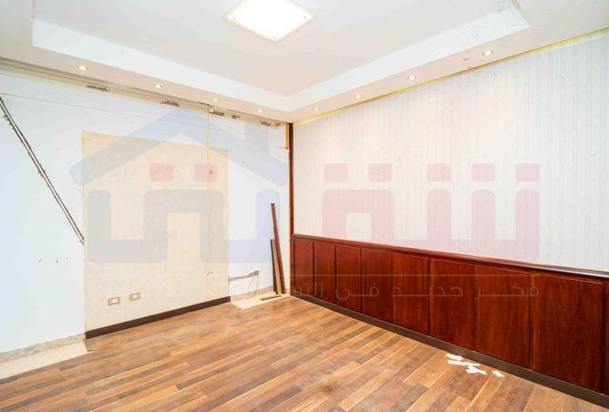 8701980 - Property Image 3