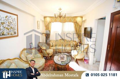 Apartment - 2 Bedrooms - 1 Bathroom for sale in Al Nasr St. - Smouha - Hay Sharq - Alexandria