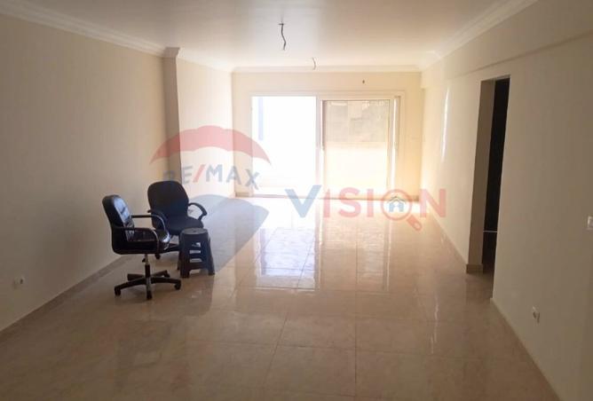 8371417 - Property Main Image