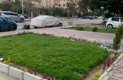 شقة - 3 غرف نوم - 2 حمامات للبيع في شارع 100 - الفيروز - الحي العاشر - الشيخ زايد - الجيزة