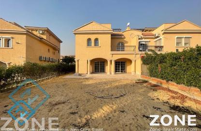 Villa - 3 Bedrooms - 3 Bathrooms for sale in Privado - Madinaty - Cairo