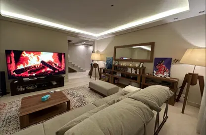 شقة - 3 غرف نوم - 3 حمامات للايجار في ايستاون - كمبوندات التجمع الخامس - التجمع الخامس - مدينة القاهرة الجديدة - القاهرة