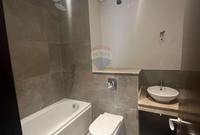 58493210 - Property Image 3