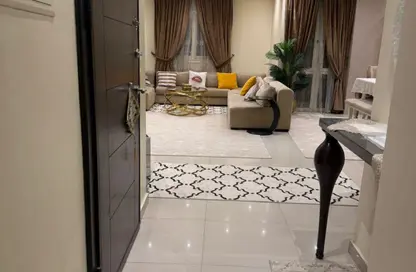 Apartment - 3 Bedrooms - 2 Bathrooms for sale in Corniche St. - El Mearag City - Zahraa El Maadi - Hay El Maadi - Cairo