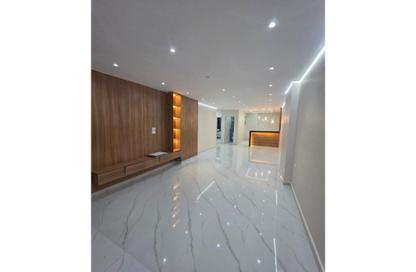 Apartment - 3 Bedrooms - 3 Bathrooms for sale in Gate 4 - Mena - Hadayek El Ahram - Giza