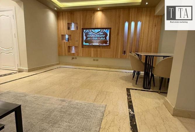 56921397 - Property Image 2