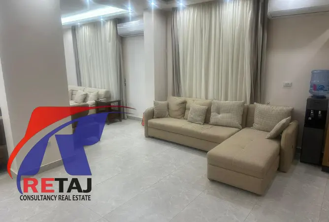 102918140 - Property Image 2