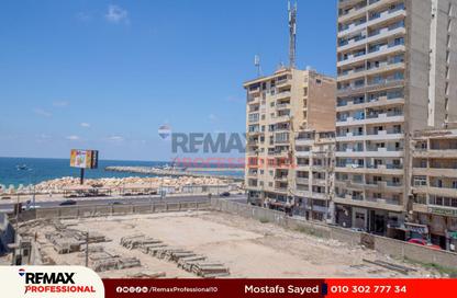 Apartment - 4 Bedrooms - 3 Bathrooms for sale in Al Geish Road - Laurent - Hay Sharq - Alexandria