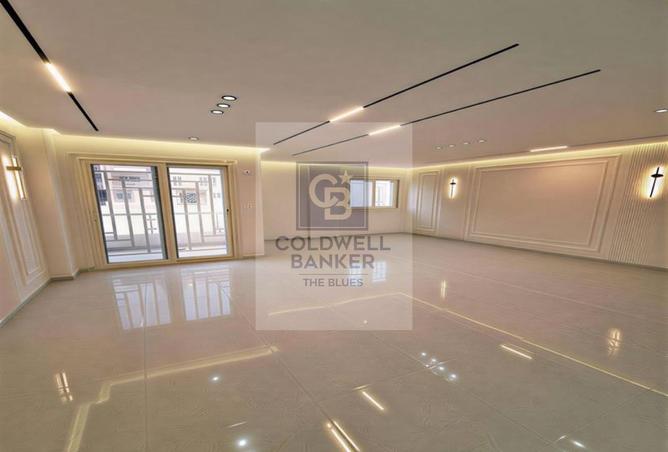 62407855 - Property Main Image