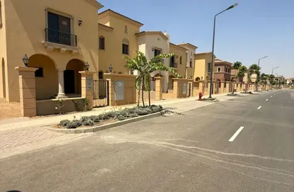 Villa - 3 Bedrooms - 3 Bathrooms for sale in City Gate - 5th Settlement Compounds - The 5th Settlement - New Cairo City - Cairo Villa - 3 Bedrooms - 3 Bathrooms for sale in City Gate - 5th Settlement Compounds - The 5th Settlement - New Cairo City - Cairo