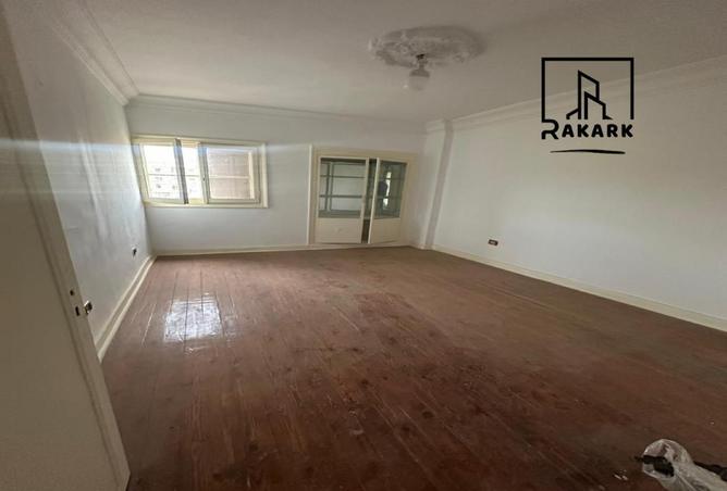 67652790 - صورة العقار 3