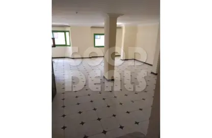 شقة - 3 غرف نوم - 2 حمامات للبيع في النزهه الجديدة - النزهة - القاهرة