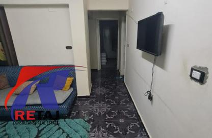Apartment - 3 Bedrooms - 1 Bathroom for rent in Salah Salem St. - El Estad - Nasr City - Cairo