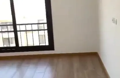 شقة - 3 غرف نوم - 3 حمامات للايجار في مون ريزيدنس - فيفث سكوير - التجمع الخامس - مدينة القاهرة الجديدة - القاهرة