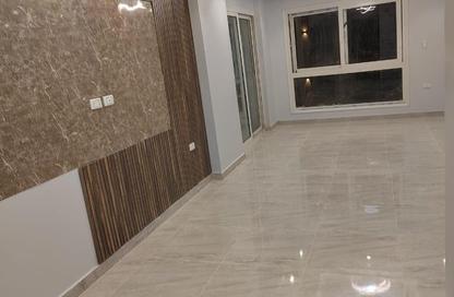 Apartment - 3 - 2 for sale in Mountain View iCity - 5th Settlement Compounds - The 5th Settlement - New Cairo City - Cairo