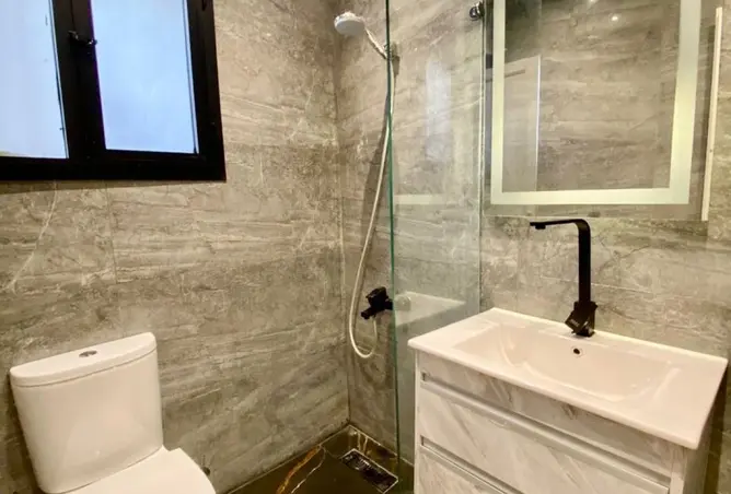 121653930 - Property Image 2