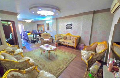 Apartment - 3 Bedrooms - 1 Bathroom for sale in Sidi Gaber St. - Sidi Gaber - Hay Sharq - Alexandria