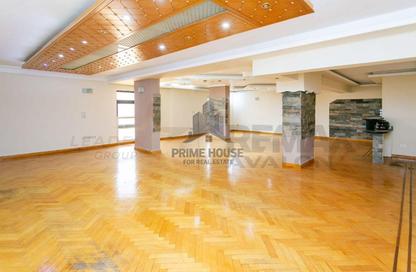 Apartment - 4 Bedrooms - 3 Bathrooms for sale in Mohamed Fawzy Moaz St. - Smouha - Hay Sharq - Alexandria