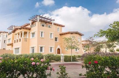 Villa - 5 - 7 for sale in Cluster 18 - Hyde Park - New Cairo City - Cairo