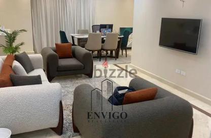 Apartment - 3 Bedrooms - 2 Bathrooms for sale in Ard El Golf - Heliopolis - Masr El Gedida - Cairo