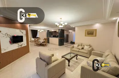 شقة - 3 غرف نوم - 3 حمامات للايجار في ميدان دجله - دجلة - حي المعادي - القاهرة