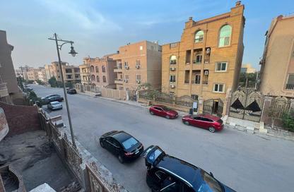 Apartment - 2 Bedrooms - 2 Bathrooms for sale in South Investors Area - New Cairo City - Cairo