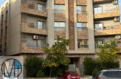 Apartment - 2 Bedrooms - 1 Bathroom for sale in Mohamed Naguib Axis - Abou El Houl - New Cairo City - Cairo