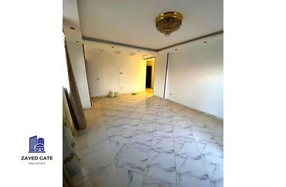 شقة - 3 غرف نوم - 3 حمامات للايجار في الحي السادس عشر - الشيخ زايد - الجيزة