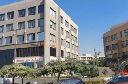Office Space - Studio - 2 Bathrooms for rent in Al Guezira plaza - 26th of July Corridor - Sheikh Zayed City - Giza Office Space - Studio - 2 Bathrooms for rent in Al Guezira plaza - 26th of July Corridor - Sheikh Zayed City - Giza
