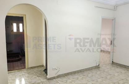 Apartment - 3 Bedrooms - 1 Bathroom for sale in Smouha - Hay Sharq - Alexandria Apartment - 3 Bedrooms - 1 Bathroom for sale in Smouha - Hay Sharq - Alexandria