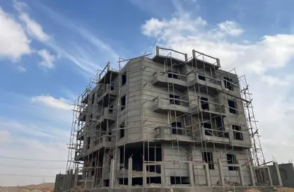 Apartment - 3 Bedrooms - 2 Bathrooms for sale in Bait Alwatan - The 5th Settlement - New Cairo City - Cairo