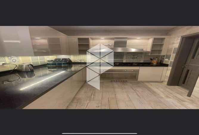 101783898 - Property Image 2