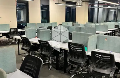 Office Space - Studio - 4 Bathrooms for rent in Hyde Park Business District Mall - South Teseen St. - The 5th Settlement - New Cairo City - Cairo