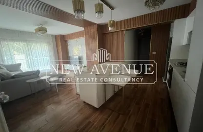 شقة - 2 غرف نوم - 3 حمامات للبيع في جاليريا  مون فالى - المستثمرين الجنوبية - مدينة القاهرة الجديدة - القاهرة