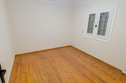 Apartment - 3 Bedrooms - 2 Bathrooms for rent in Al Ekbal St. - Laurent - Hay Sharq - Alexandria
