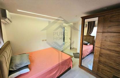 Apartment - 2 Bedrooms - 2 Bathrooms for rent in Al Geish Road - Camp Chezar - Hay Wasat - Alexandria