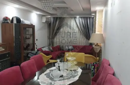 Apartment - 3 Bedrooms - 1 Bathroom for sale in La Vison St. - Bolkly - Hay Sharq - Alexandria