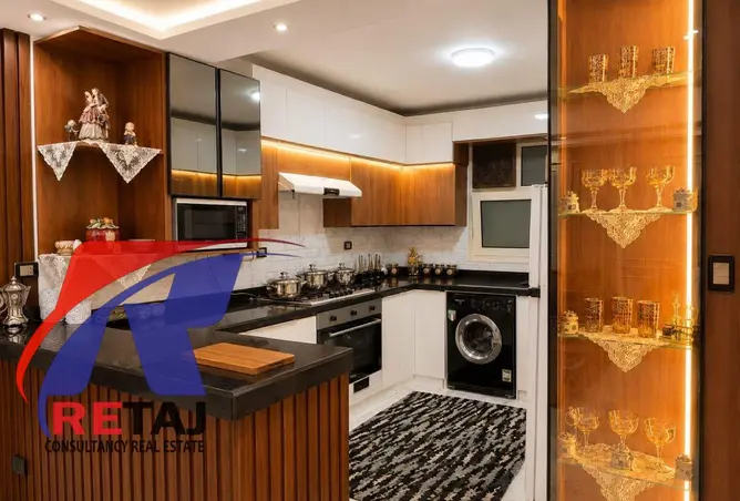 102077123 - Property Image 3